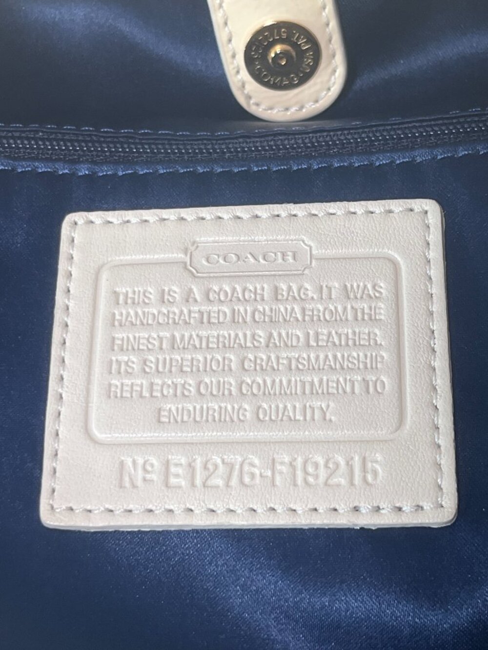 Coach Signature Stitched Pale Yellow Patent Leather Kisslock Carryall F19215 - Picture 15 of 16